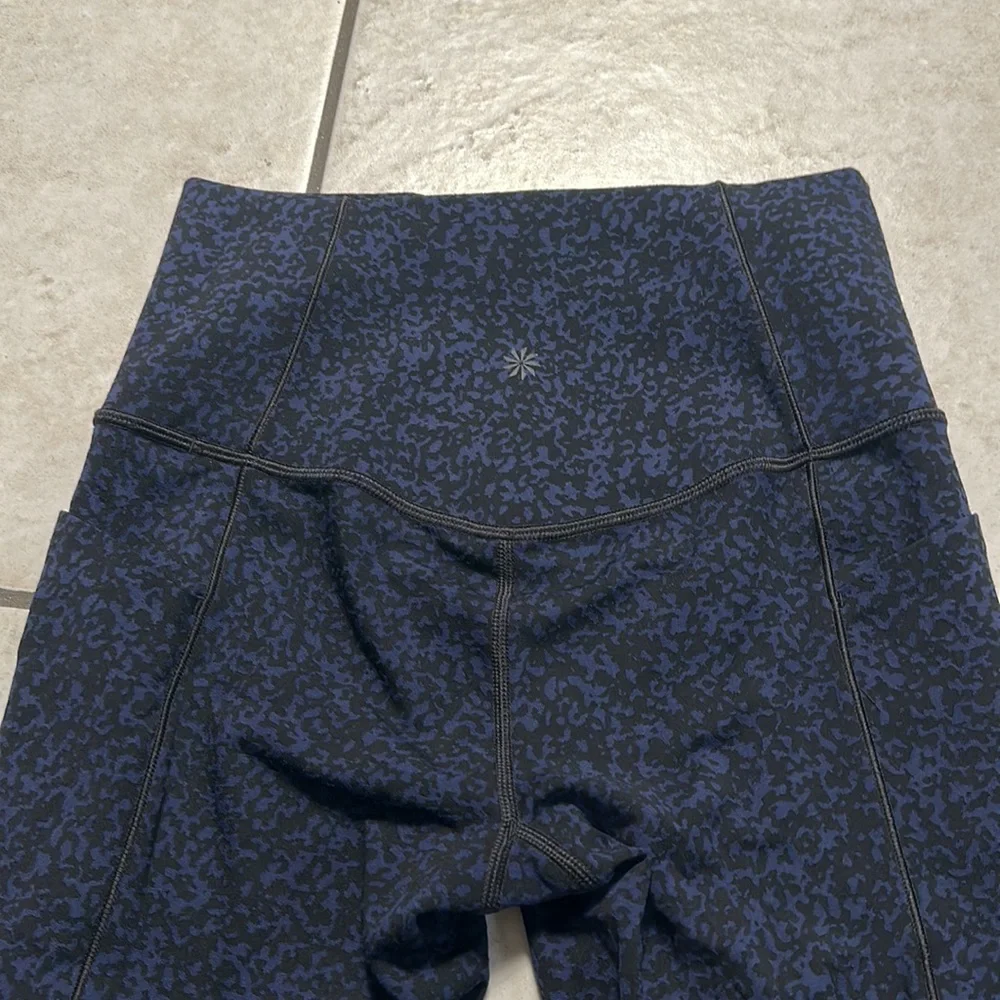 Athlete‎ Salutation Stash Pocket Gravel Tight Leggings